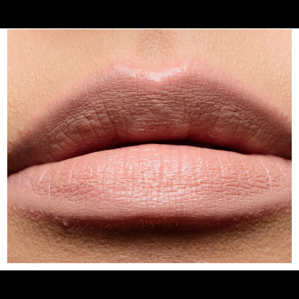 MAC Leave Me Breathless Amplified Creme Lipstick